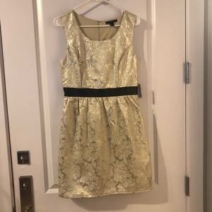Shimmery floral dress. Perfect for the holidays